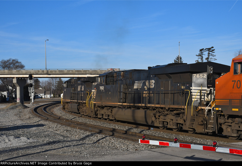 NS 7652